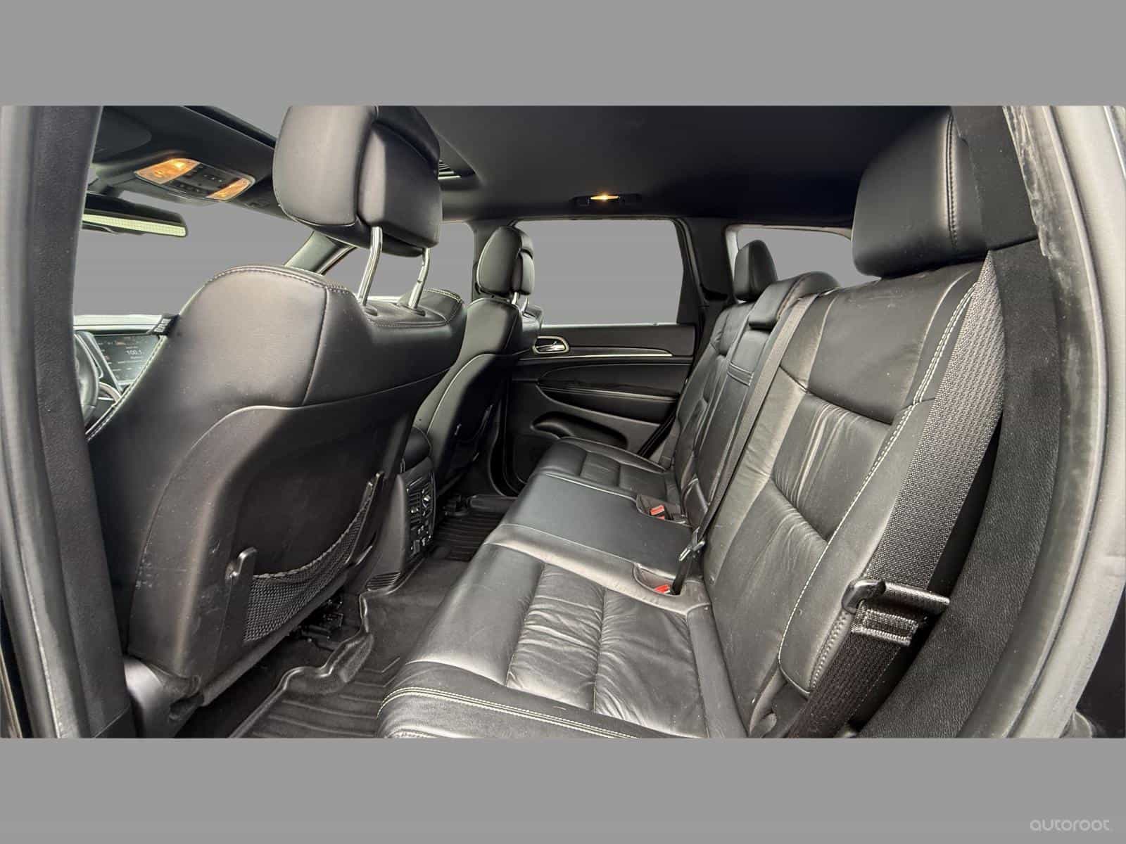 2014 Jeep Grand Cherokee Limited - Image 26