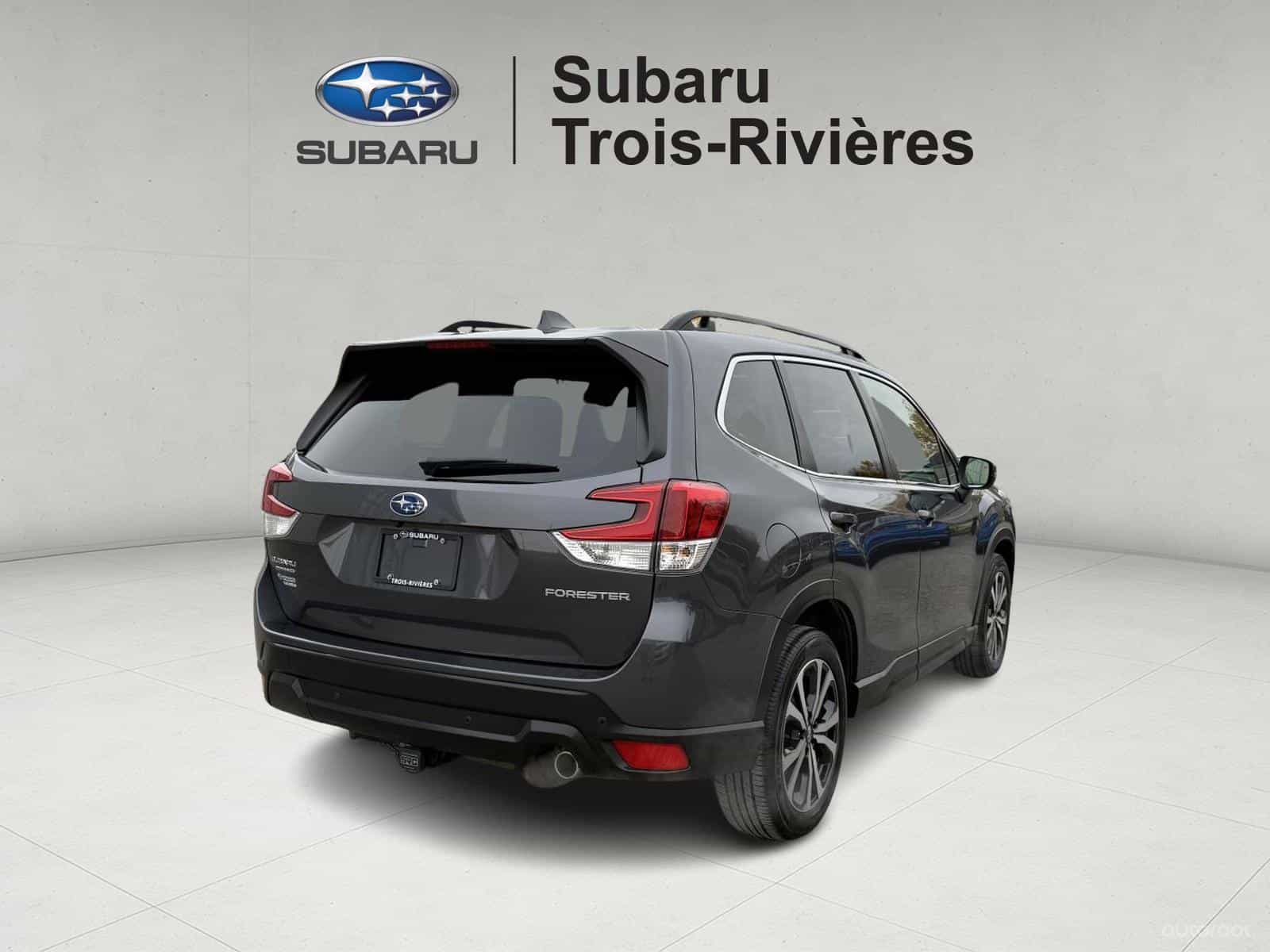 2022 Subaru Forester 2.5i Limited - Image 8