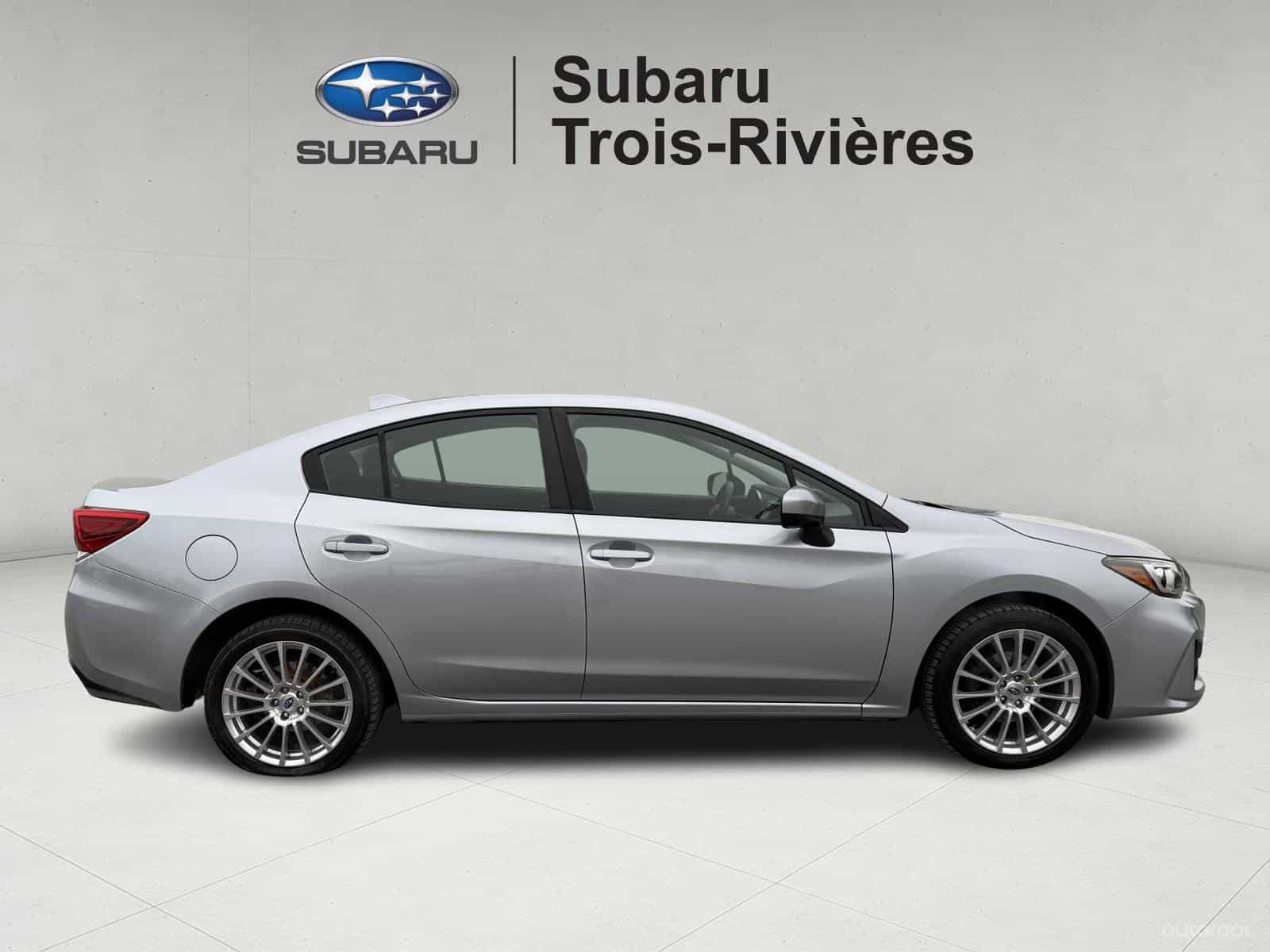 2019 Subaru Impreza Touring - Image 9