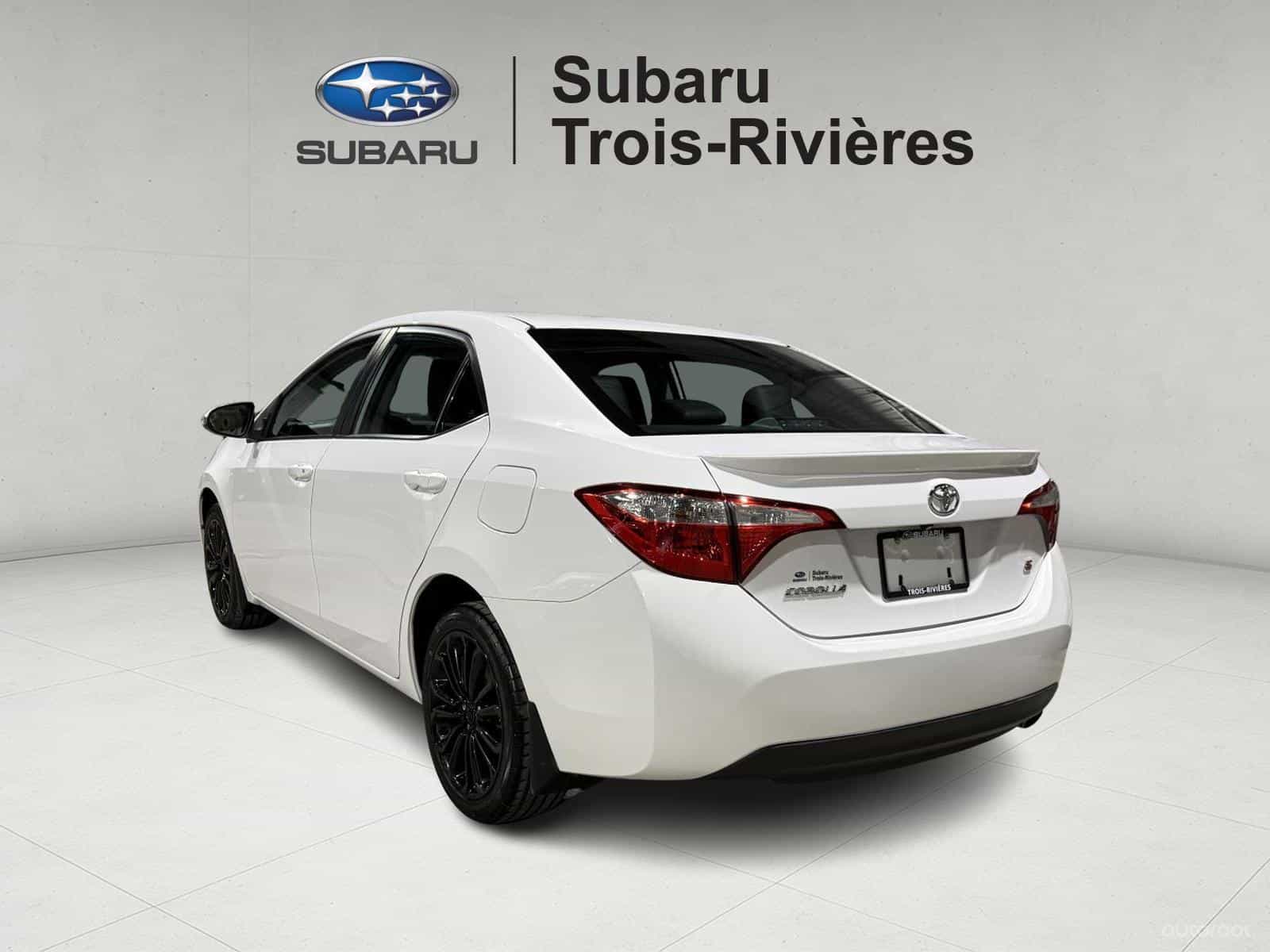 2015 Toyota Corolla S - Image 4