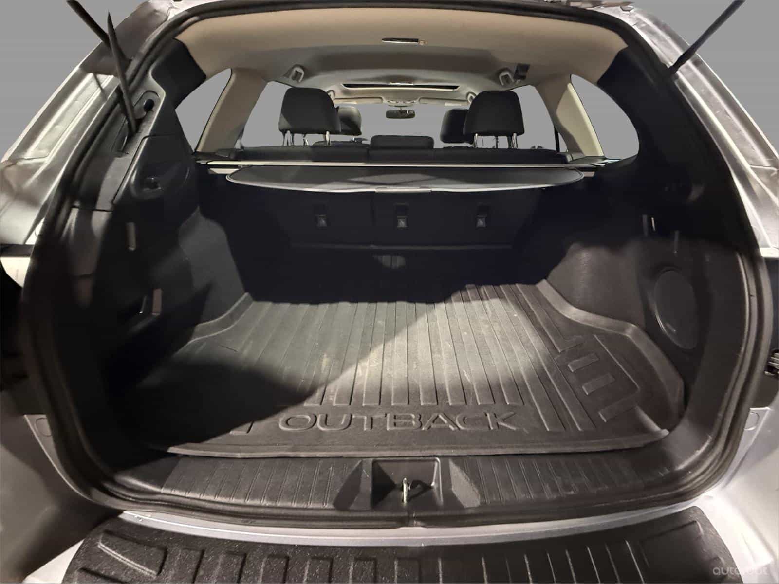 2019 Subaru Outback 2.5i Limited - Image 7