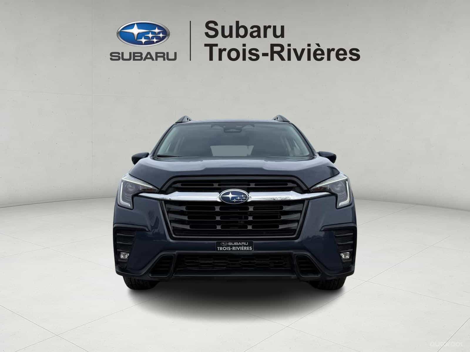 2024 Subaru Ascent Touring w/Capt Ch - Image 2