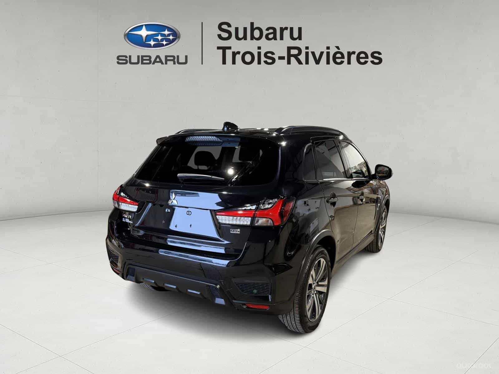 2021 Mitsubishi RVR SEL - Image 8