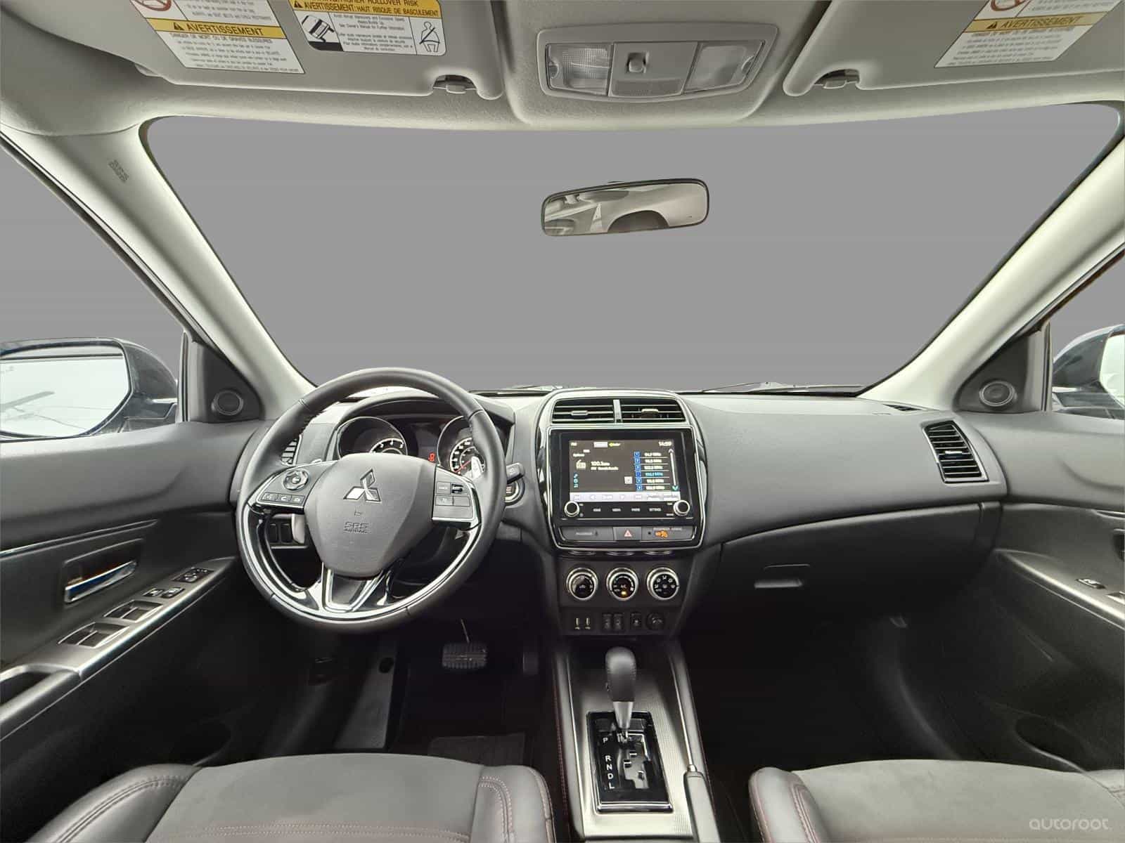 2021 Mitsubishi RVR SEL - Image 14