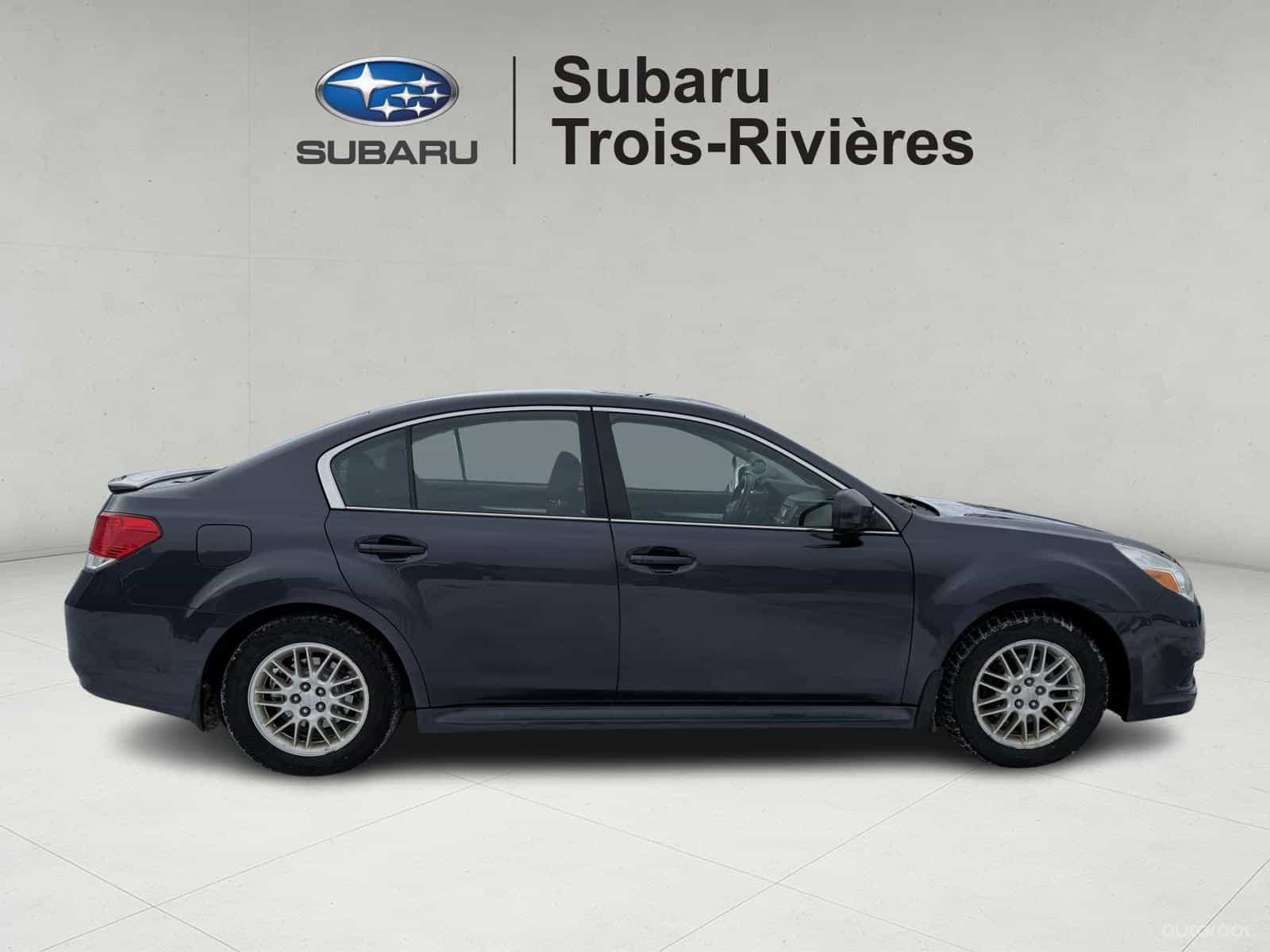 2012 Subaru Legacy 2.5i Touring - Image 7