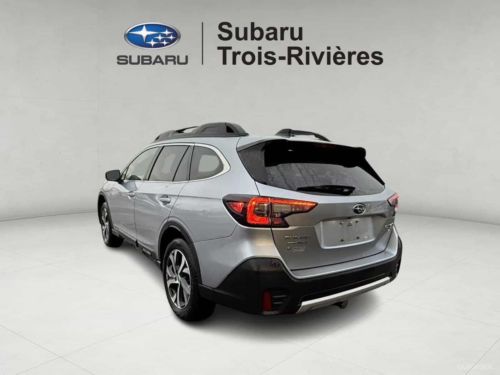 2022 Subaru Outback Limited XT - Image 4