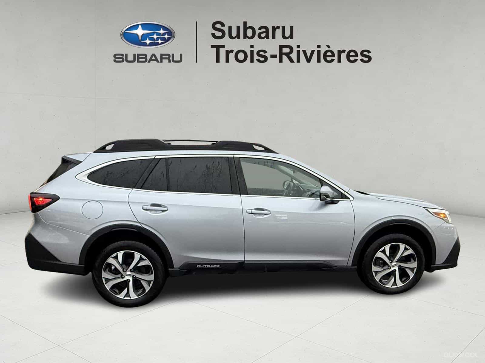 2022 Subaru Outback Limited XT - Image 7