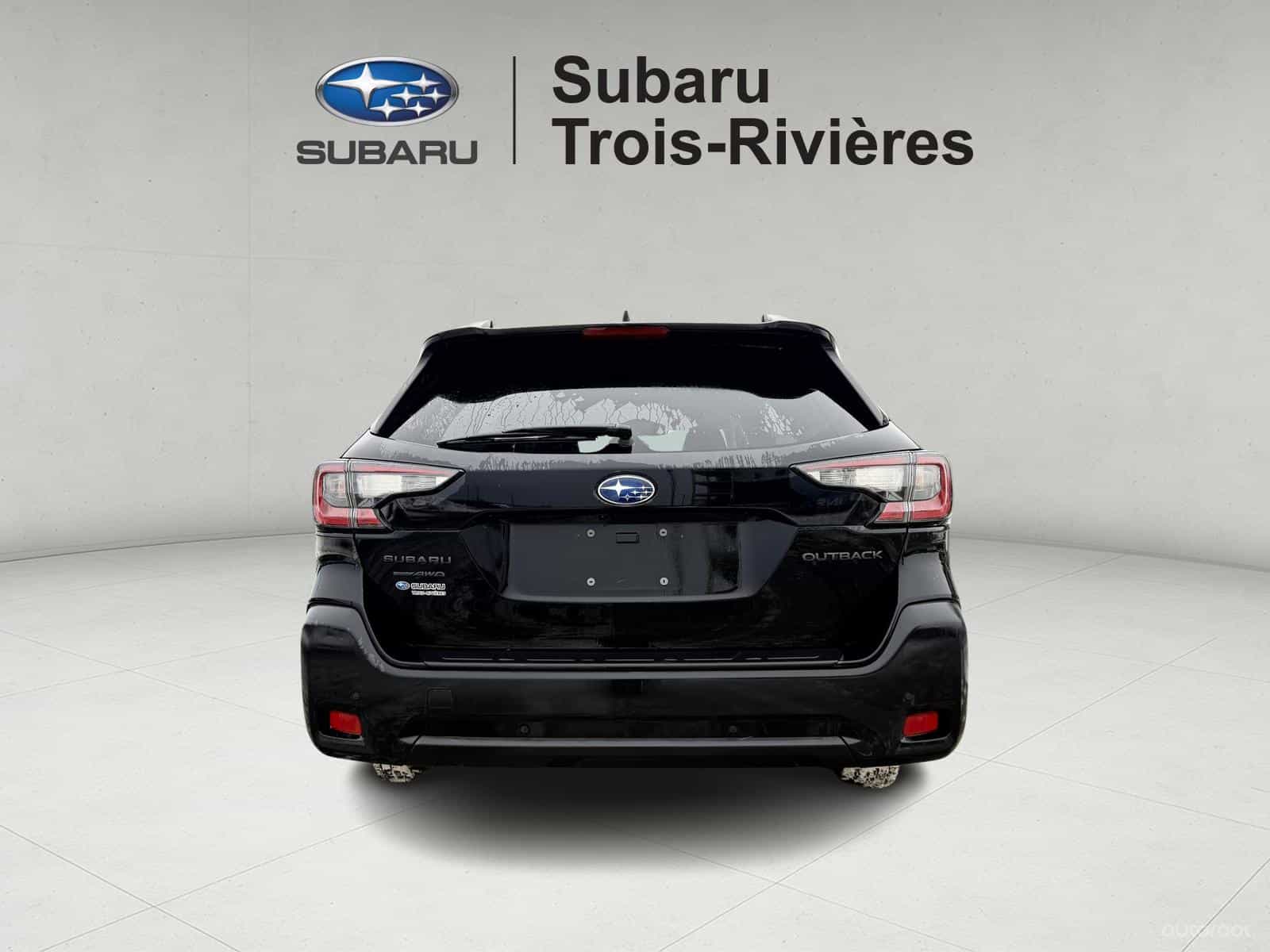 2023 Subaru Outback Onyx - Image 4