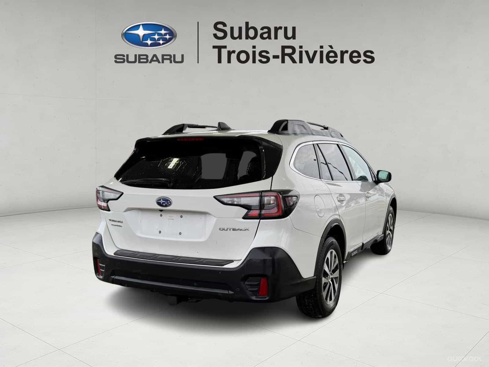 2021 Subaru Outback Touring - Image 6