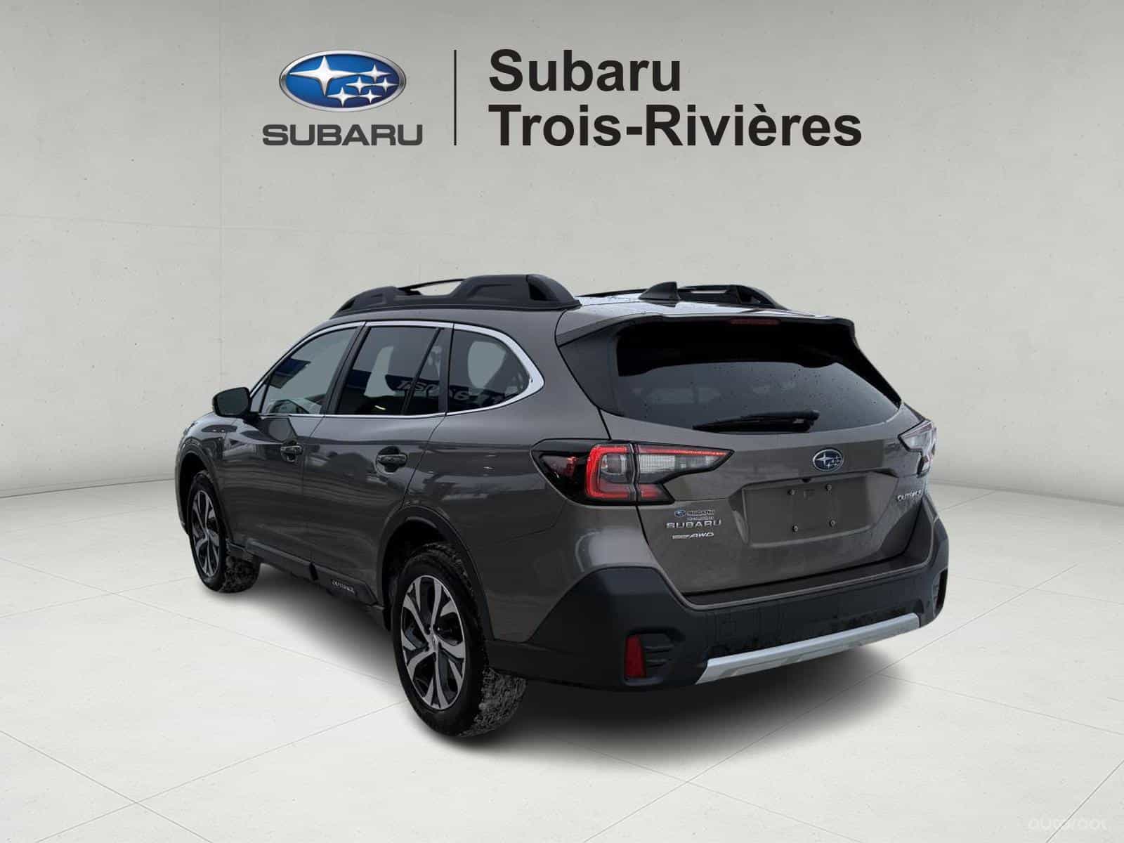 2022 Subaru Outback Limited - Image 5