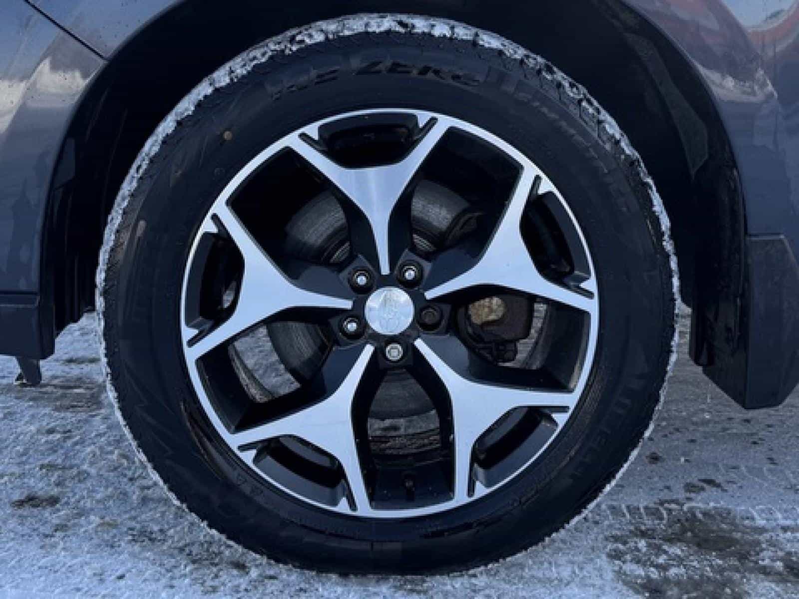 2017 Subaru Forester 2.0XT Limited - Image 7