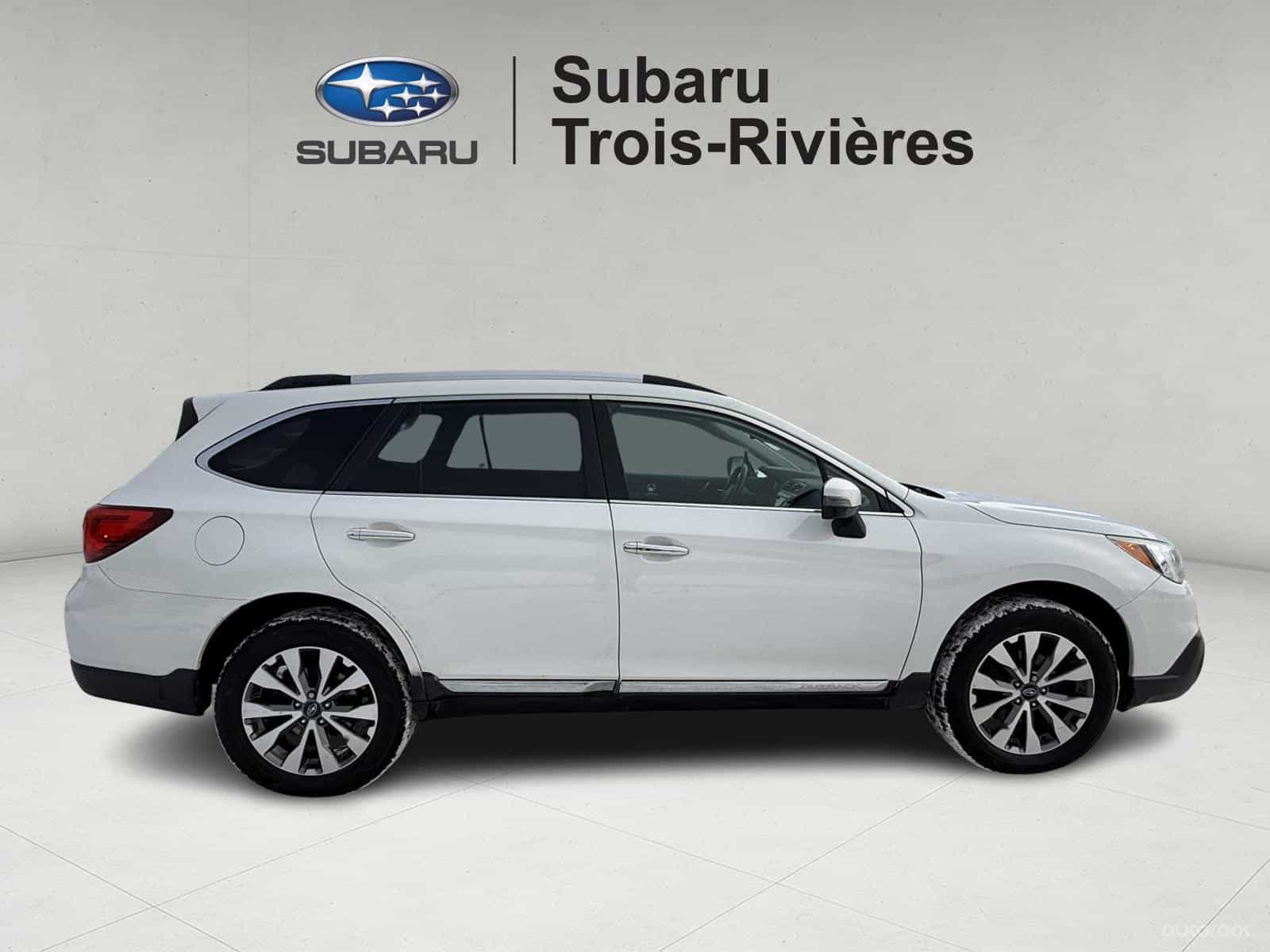 2017 Subaru Outback 3.6R Premier w/Tech - Image 7