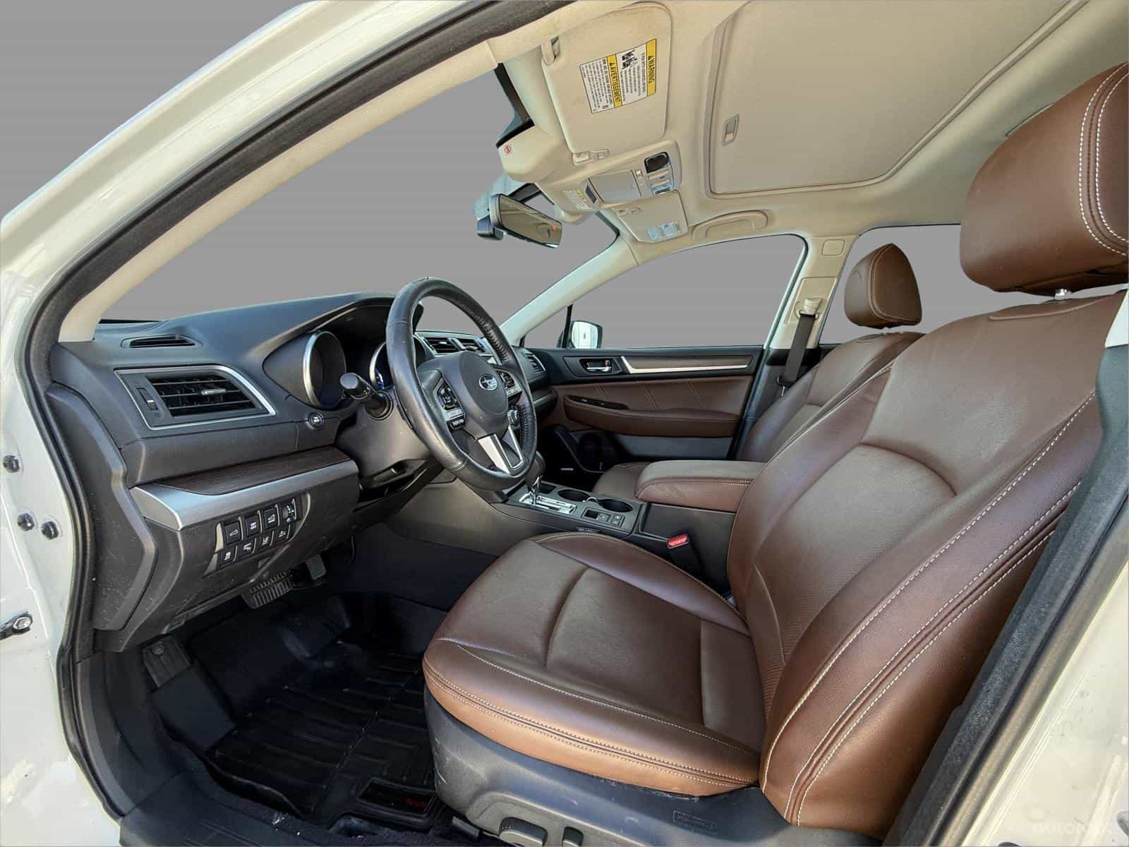 2017 Subaru Outback 3.6R Premier w/Tech - Image 11