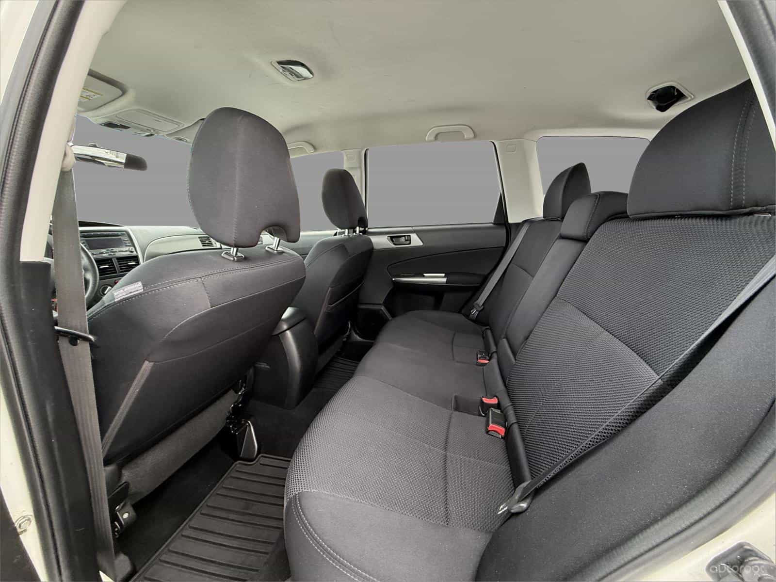 2011 Subaru Forester PZEV - Image 20