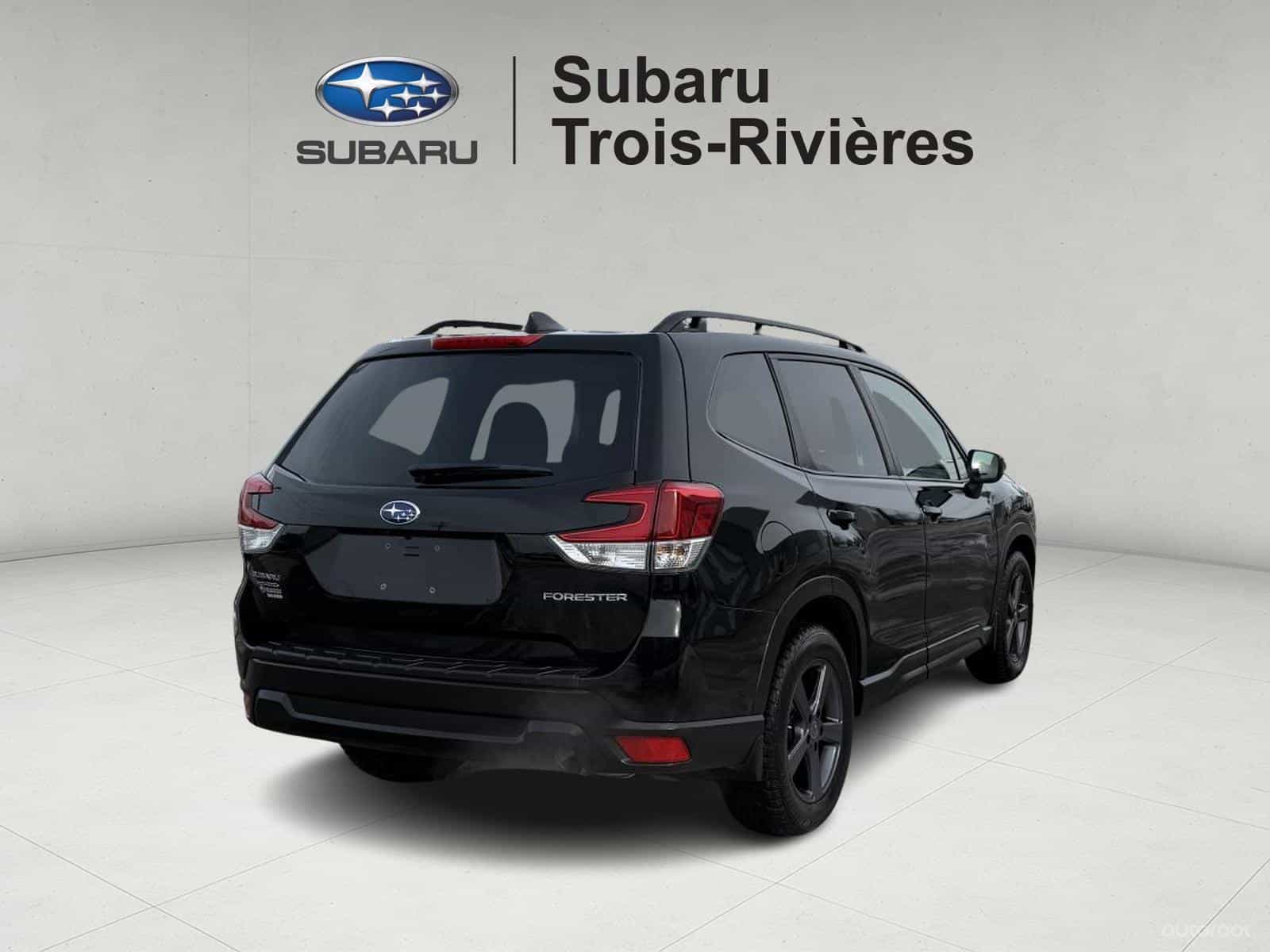 2023 Subaru Forester 2.5i - Image 7
